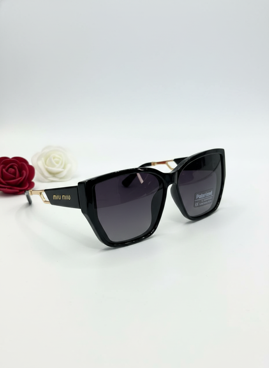Prada Elegant Sunglasses